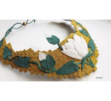 Колье Кувшинка